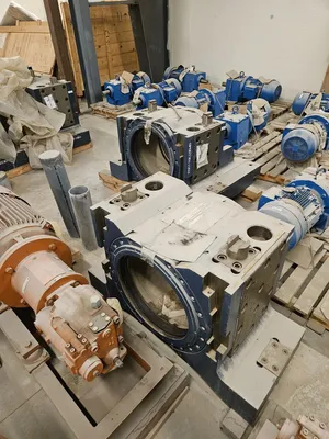2010 Mesta / Danieli 64" Hot 4-Hi Rolling Mill Hot Rolling Mills | H.E. Phipps Co. Inc. (4)