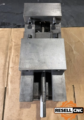 USED Kurt 3600V Vise