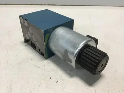 USED BOSCH 0 810 001 825