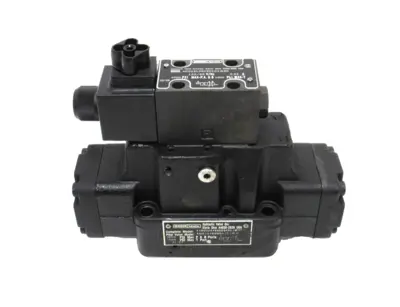 NEW DENISON A4D033AA4D033A46060310CIW3015 VALVE AD0131080601C1W30
