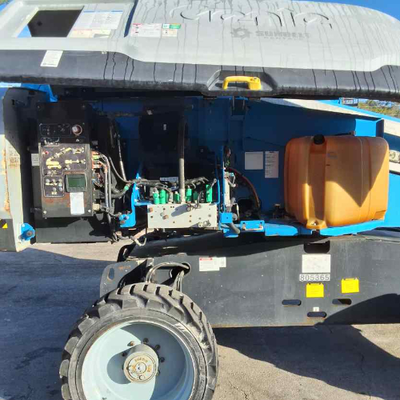 USED 2015 Genie S-60X