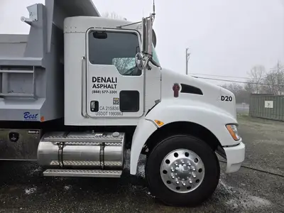 USED 2020 KENWORTH T270