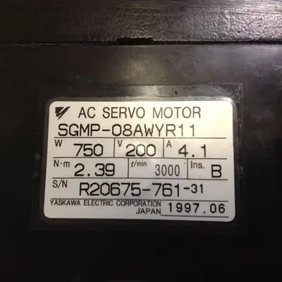 USED YASKAWA SGMP-08AWYR11