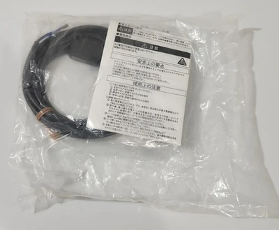 NEW Omron E3Z-R81