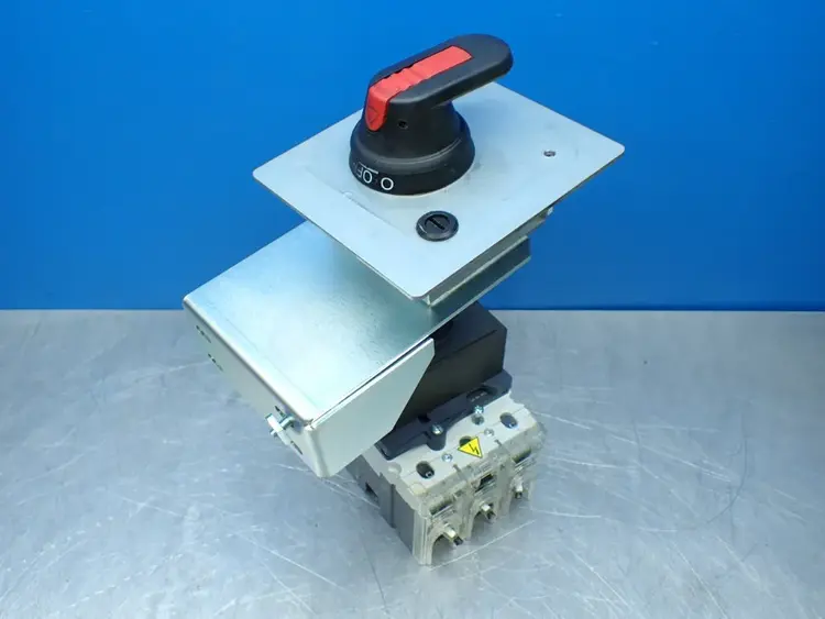 Used SIEMENS 3VL11102KE300AA0 Circuit Breakers Ohio US | HGR 24 #928160
