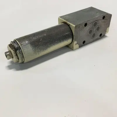 USED REXROTH ZDR6DP240150YM12