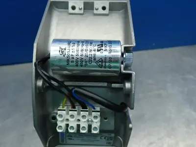 NEW EBMPAPST W2E200HK8601