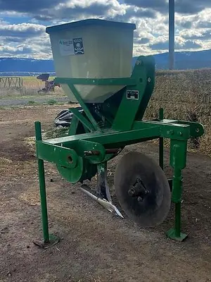 USED WESTERN ALFALFA GOPHER KILLER
