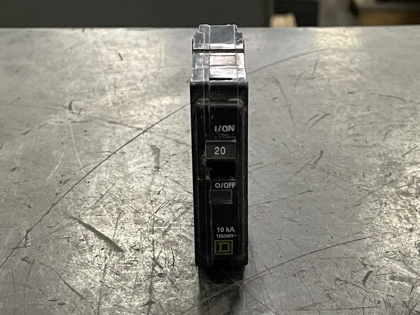 USED SQUARE D QO120