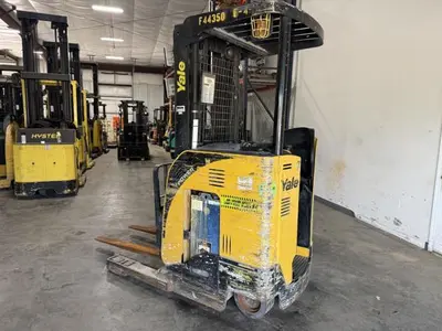Used 2015 YALE NR040DB Reach Trucks | Zoom Lifts & Equipment #1182285