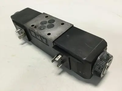 USED VICKERS DG4V-3S-2C-M-U-H5-60