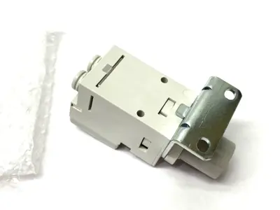 USED SMC COMPACT MANIFOLD REGULATOR
