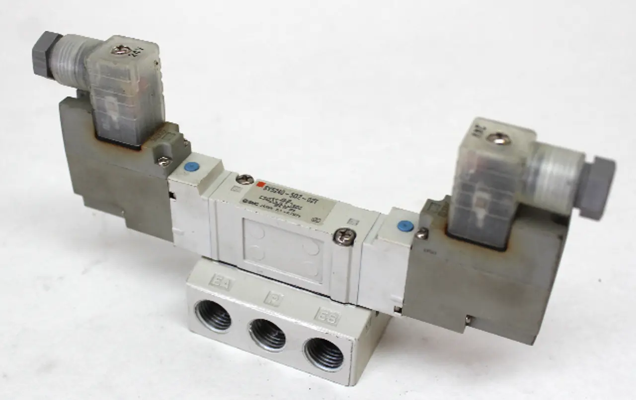 USED SMC SY5240-5DZ-02T