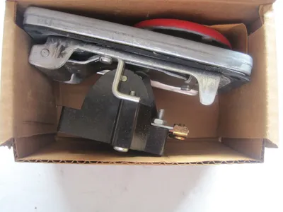 NEW SYLVANIA 4A50N PUSH BUTTON