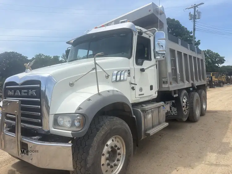 Used 2020 MACK GRANITE 64FR Dump trucks Tennessee US | Moore Equipment #1517231