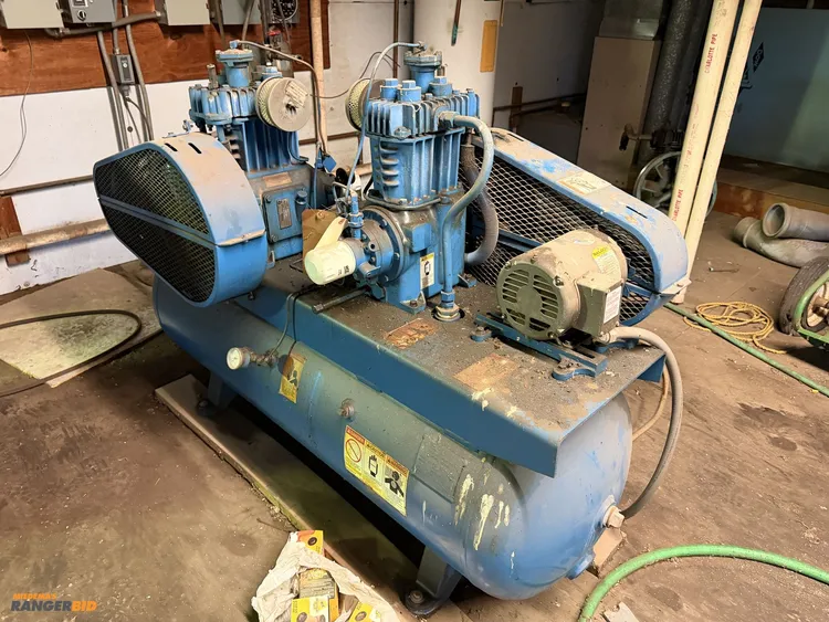 Used QUINCY 310 AIR COMPRESSOR Tank Mounted Air Compressors Michigan US | Miedema Asset Management Group #1334058