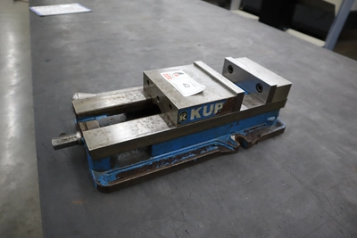 Used KURT WORKHOLDING SOLUTIONS D688 Vises Minnesota US | Machinesused.com #1505703