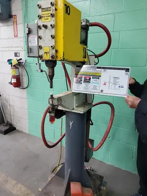 Used RIVET AIR PRESS Air Presses CA | B & B RIVET MACHINE #1232011