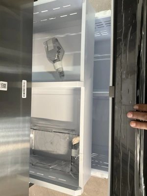 Used SAMSUNG RF70F23DER Refrigerators Michigan US | Miedema Asset Management Group #1578899