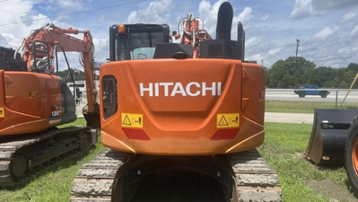 USED 2022 Hitachi ZX135US-6