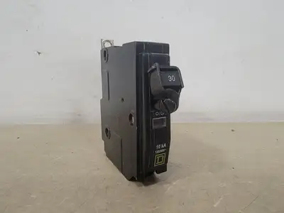 USED SQUARE D QOB130