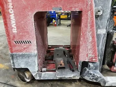USED 2017 RAYMOND 750 DR32TT