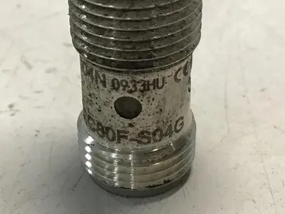 USED BALLUFF BES004N