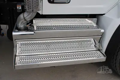 New | in-Stock 2027 PETERBILT 548 Rolloff Trucks Texas US | Roll Off Truck World #1492000
