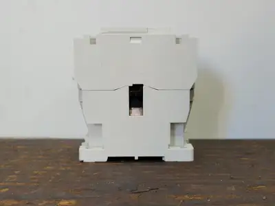 USED CUTLER-HAMMER D15CR31