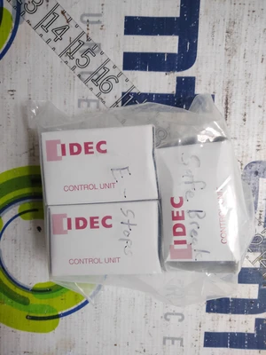 USED IDEC XA1E-BV411R