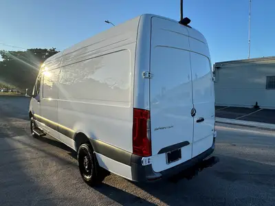 Used 2024 MERCEDES-BENZ 2500 Vans Florida US | Truck and Van Outlet #1509211