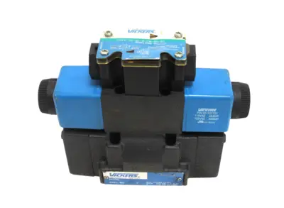 NEW VICKERS 02-126490 VALVE DG5S4-022C-M-FW-B5-20 DG4V-3S-6C-M-FW-B5-60