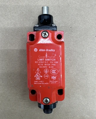 USED Allen Bradley 440P-MDPB22E A