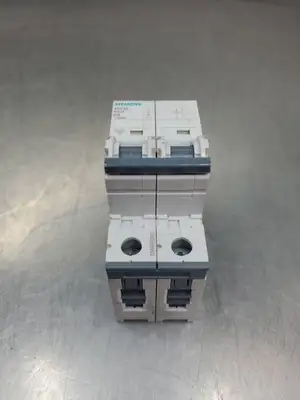USED Siemens 5SY42 MCB C5 CIRCUIT BREAKER, 2POLE, 400V (5SY4211-7)