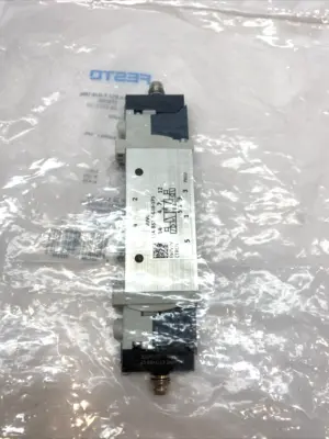 VUVG-L14-B52-T-G18-1R8 | Festo L Solenoid Valve Pneumatic, 5/2-Way 24VDC 574230 - New Other