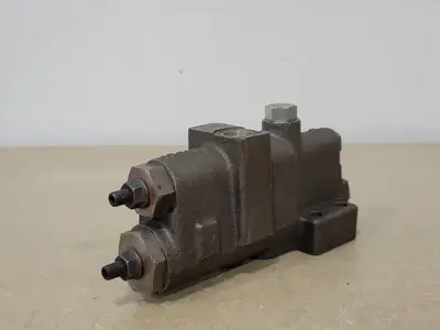 Hydraulic Valve 10F167