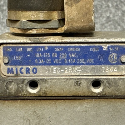 Used Micro-Switch DTE6-2RN Relays & Switches California US | Davliegogo LLC #1708235