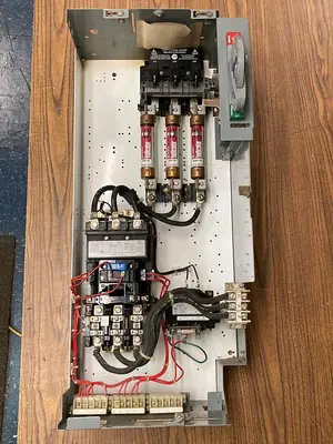 Used ALLEN-BRADLEY YUYG14037/1AK Starters | Surplus Asset Holdings #1204963