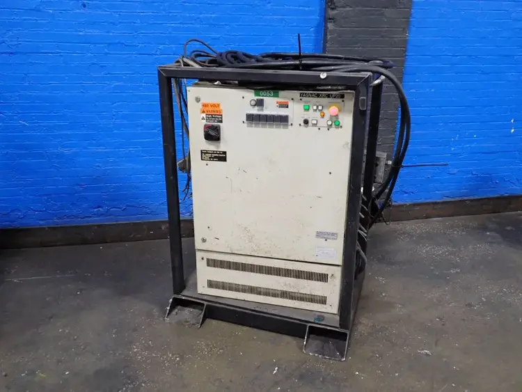 Used 2000 YASKAWA ELECTRIC CORPORATION YASNACXRCUP20 Robots Ohio US | HGR 24 #870802