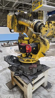USED 2009 FANUC R-2000iB/210F + R-30iA
