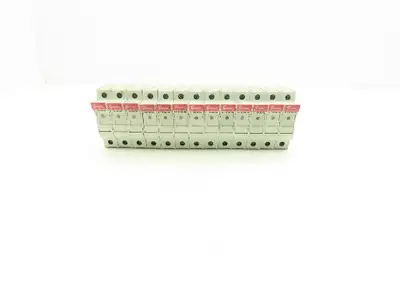Eaton Bussman CHM1DIU Modular Fuse Holder Indicated Midget 600V 30A Lot of 13