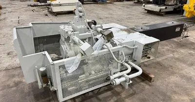 USED TOSHIBA ISF390VLW-19B INJECTION UNIT