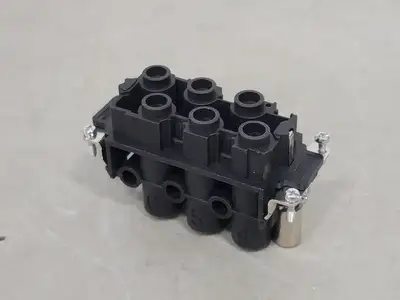 NEW PHOENIX CONTACT HC-K6/0-EBUS