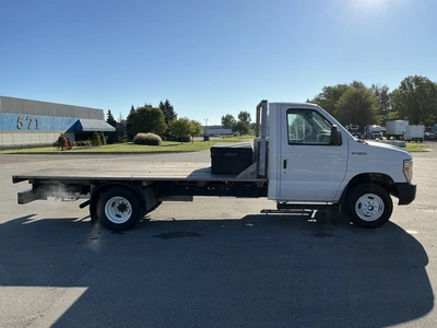 Used 2018 FORD ECONLINE Flatbed Trucks Michigan US | Miedema Asset Management Group #1437509