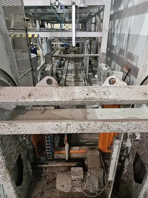 USED HOSOKAWA TWO-STAGE PLASTIC SHREDDING AND GRANULATION SYSTEM