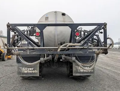 USED 1995 INTERNATIONAL SILVER WHEELS