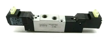 NEW FESTO MEH-5/3B-1/8-P-B SOLENOID VALVE MEH53B18PB