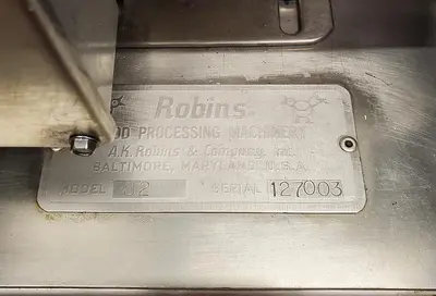 USED A.K. ROBINS 82