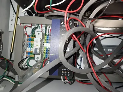 USED SICK 2099381