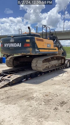 Used 2023 HYUNDAI HX350AL Crawler Excavators Florida US | National Equipment Dealers #1422458